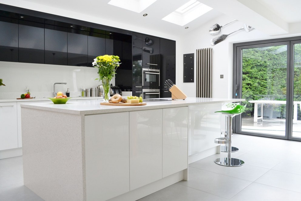 Surrey kitchen with a hint of lime | Monochrome kitchen | Interior Designers